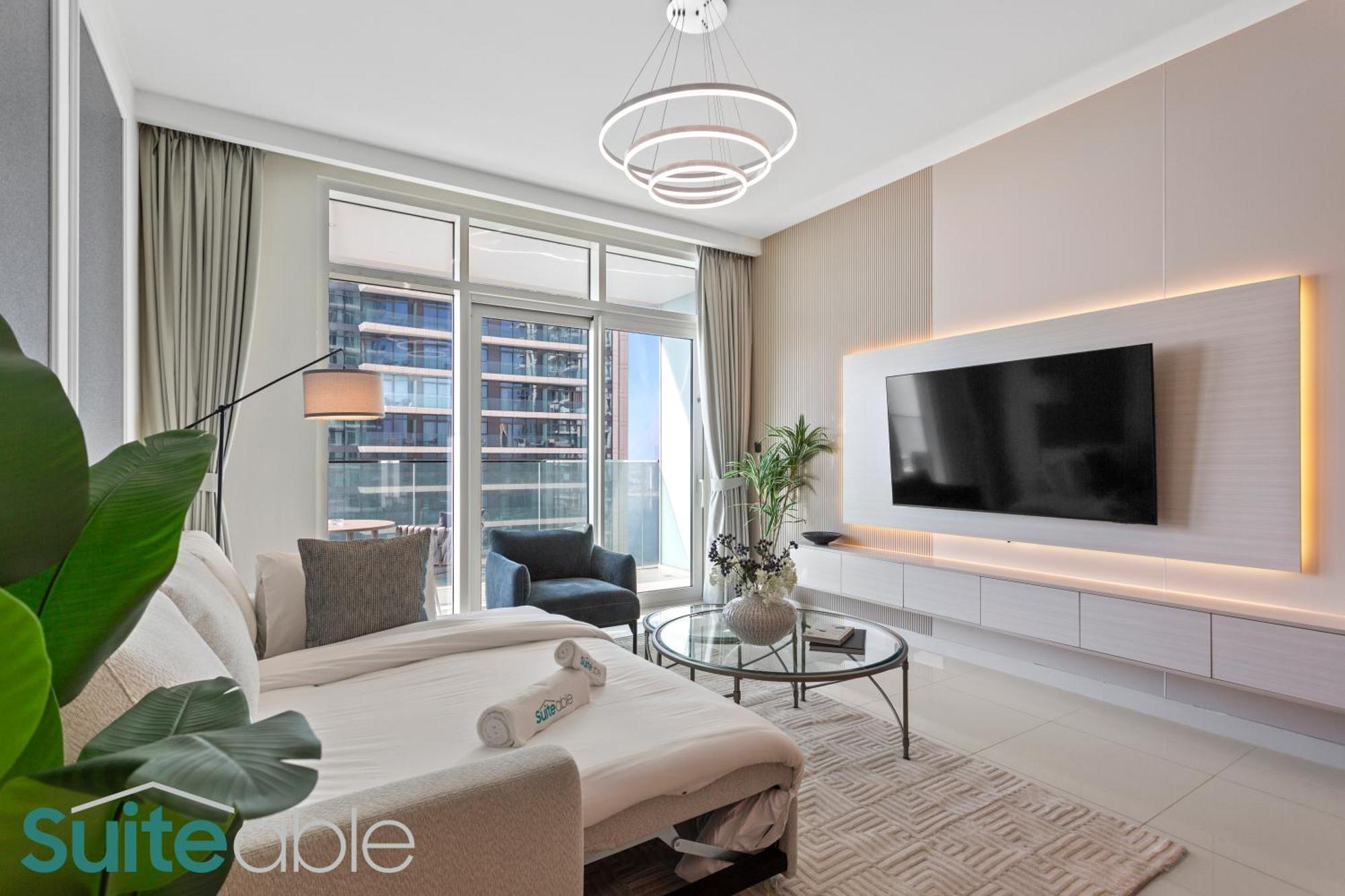 Breathtaking Elegance 1bedroom In Emaar Beachfront Apartment Dubai