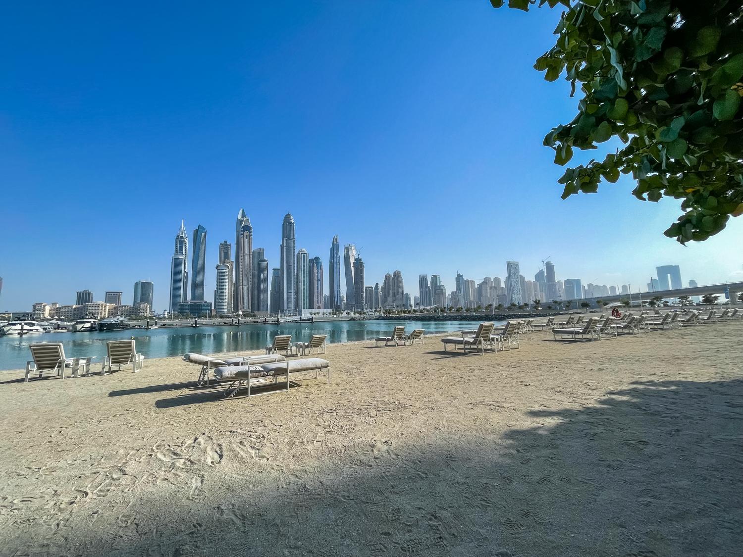 Breathtaking Elegance 1bedroom In Emaar Beachfront Apartment Dubai