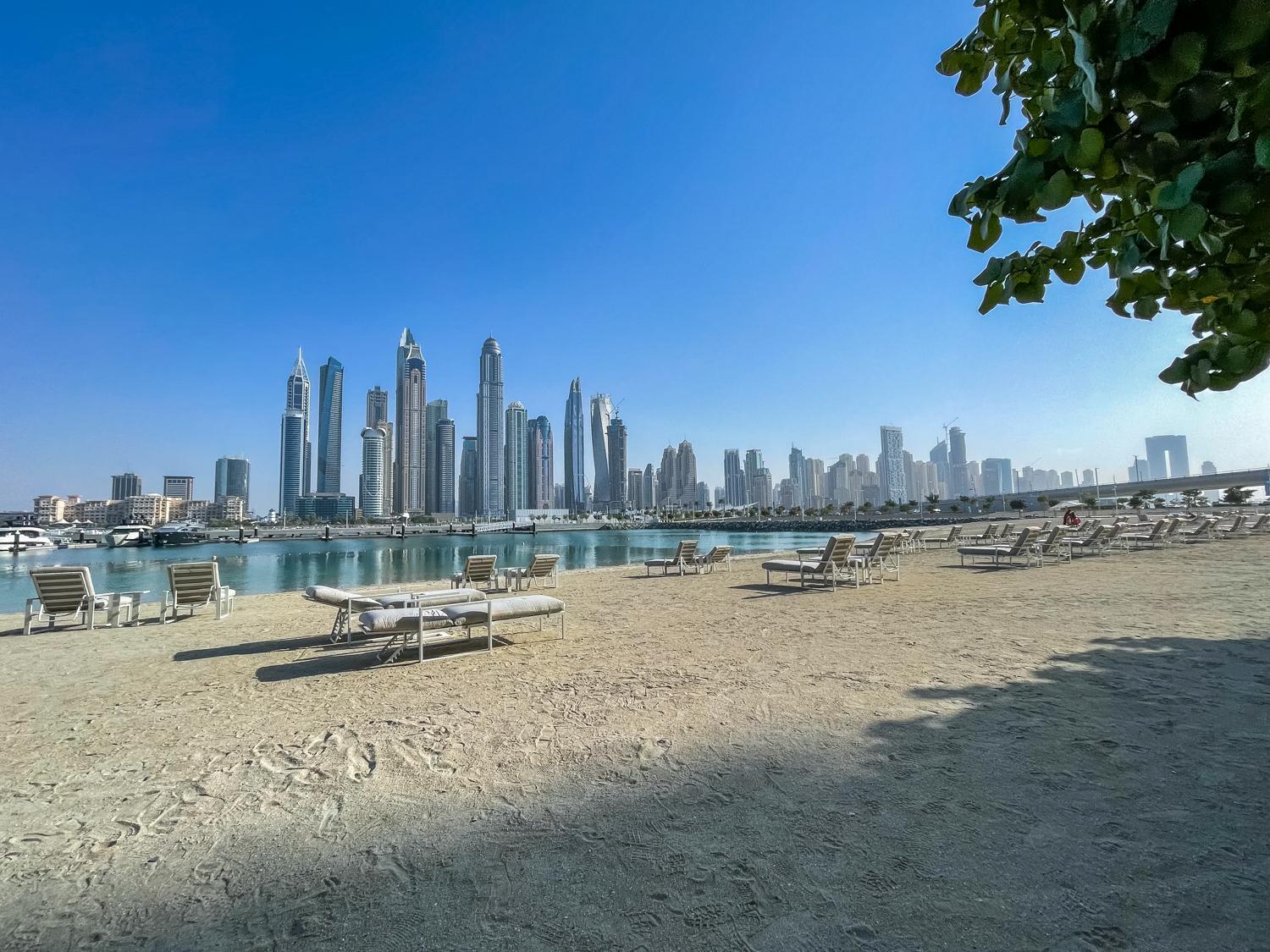 Breathtaking Elegance 1bedroom In Emaar Beachfront Apartment Dubai